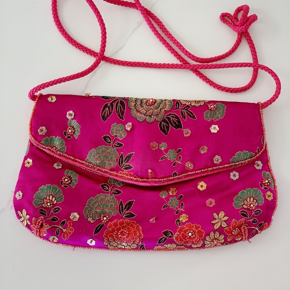 👛 Handmade Vintage Floral Chinese Embroidered Silk Clutch & Cross Body B…
